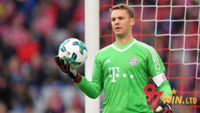 Manuel Neuer là thủ môn nổi tiếng về phản xạ